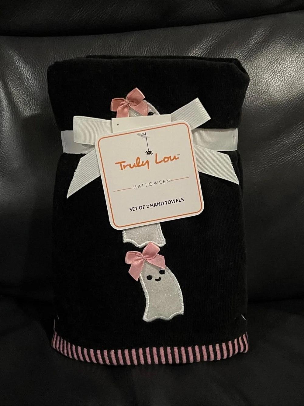 Halloween Ghosts with Bows Hand Towels (2) Halloween Ghost Towels